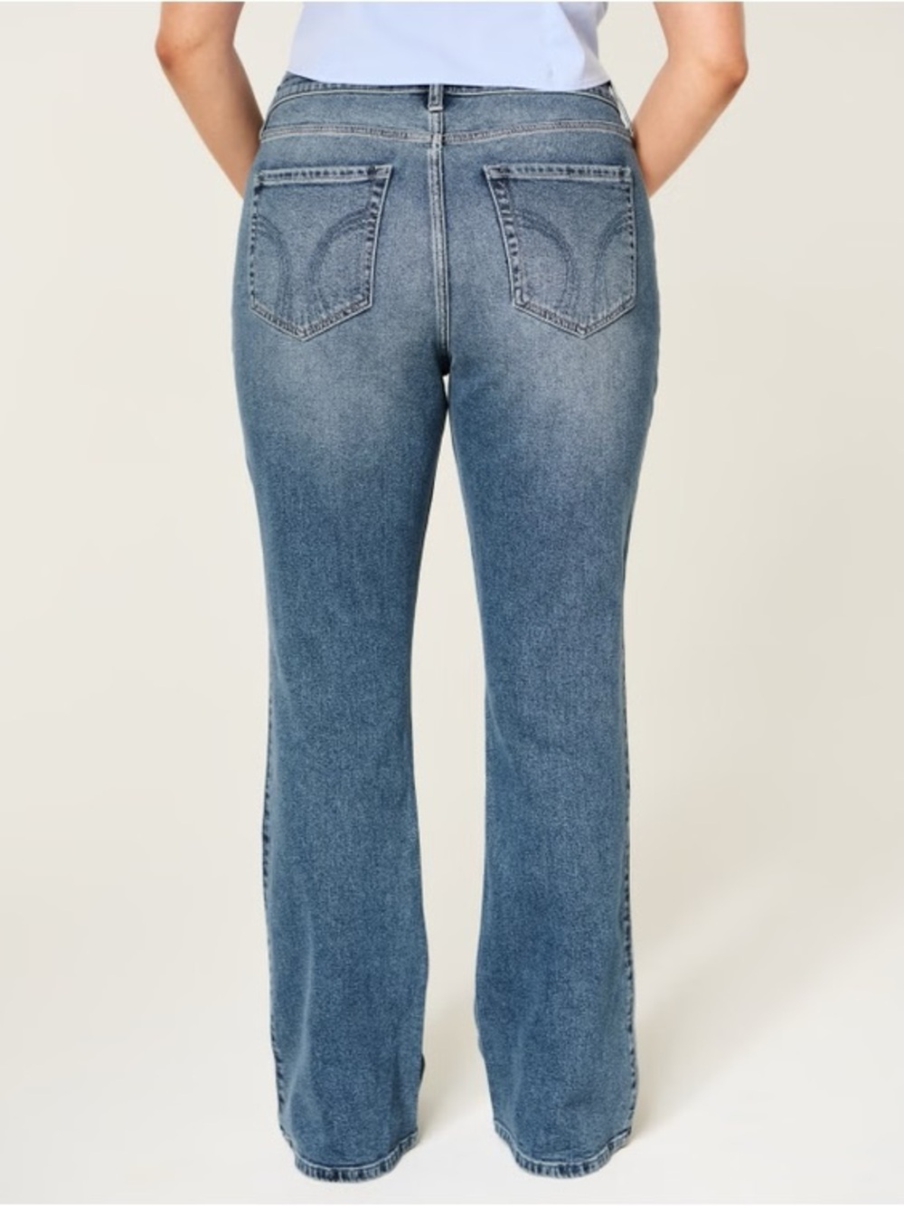 Hollister Curvy Mid-Rise Bootcut Jeans size 27 short